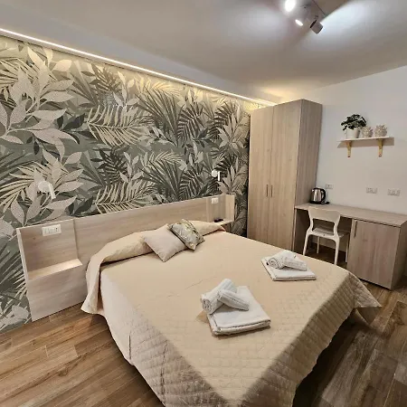 Zaffiro's House * Cefalu